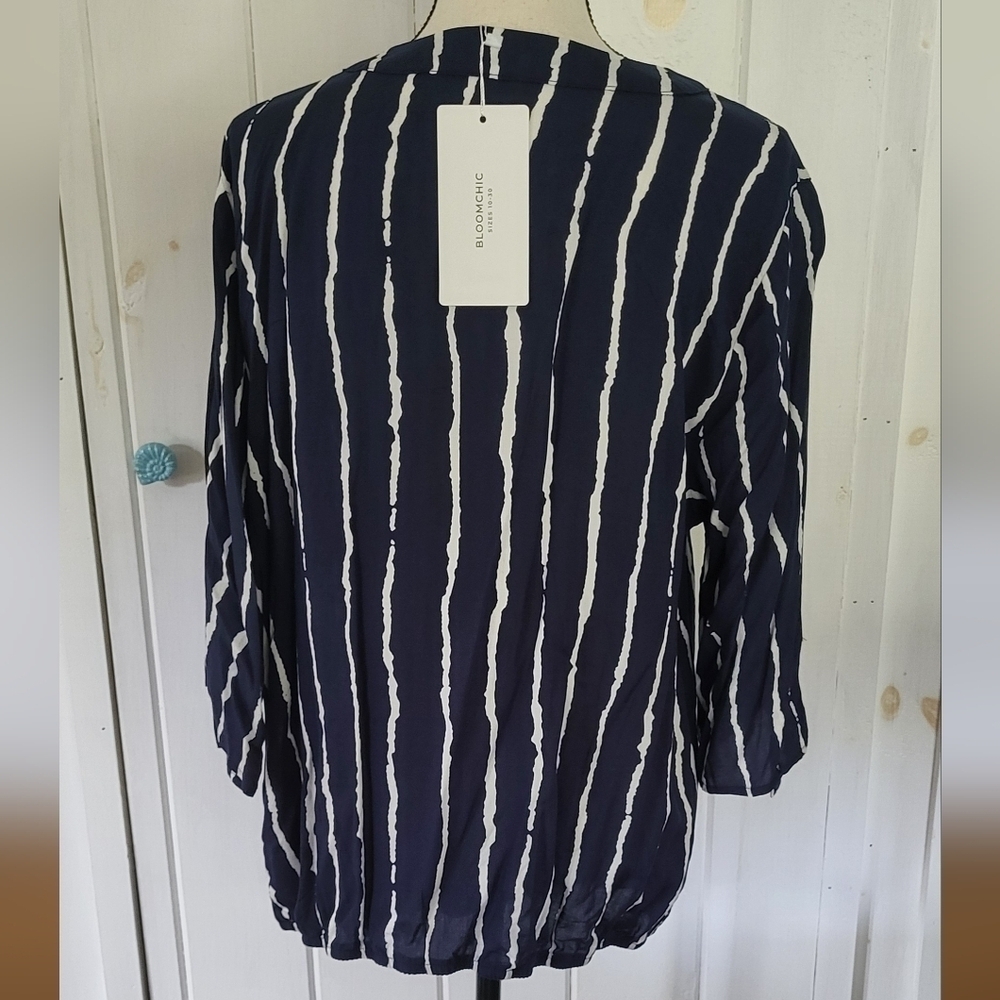 Bloomchic Stripe Crossover Snap Closure Half Sleeve Blouson Top - Picture 5 of 10